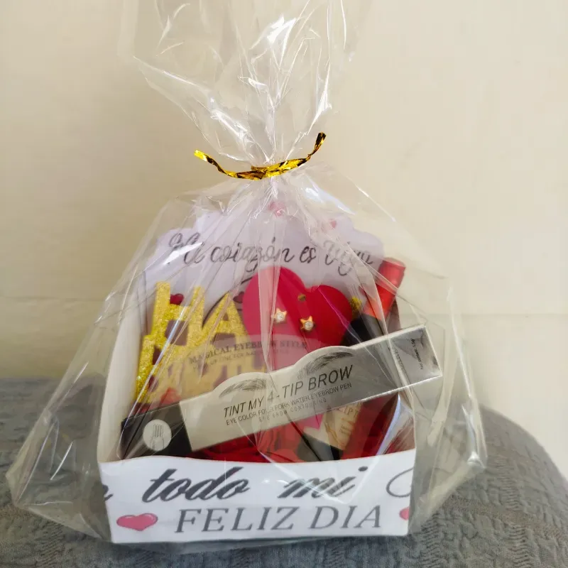 Cajita de cartulina personalizada 