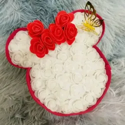 Minnie de flores eternas 