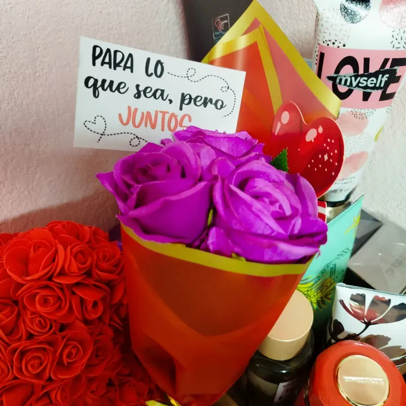 Ramo de 3 rosas originales 