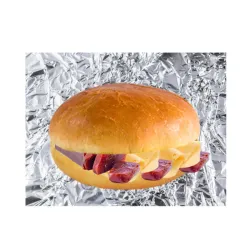 Timba Cubana (Pan Boom con Dulce de Guayaba en Barra y Lascas de Queso Gouda)