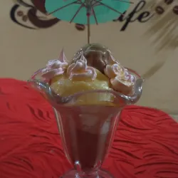 Helado con flan y crema 