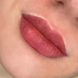 HENNA LABIAL💄
