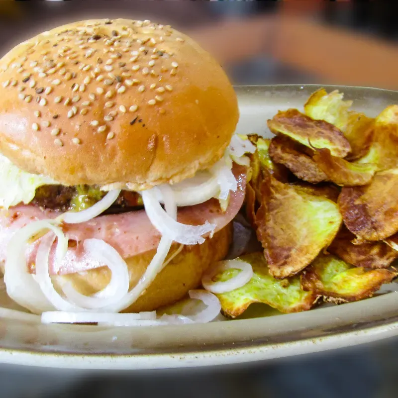 Hamburguesa Criolla