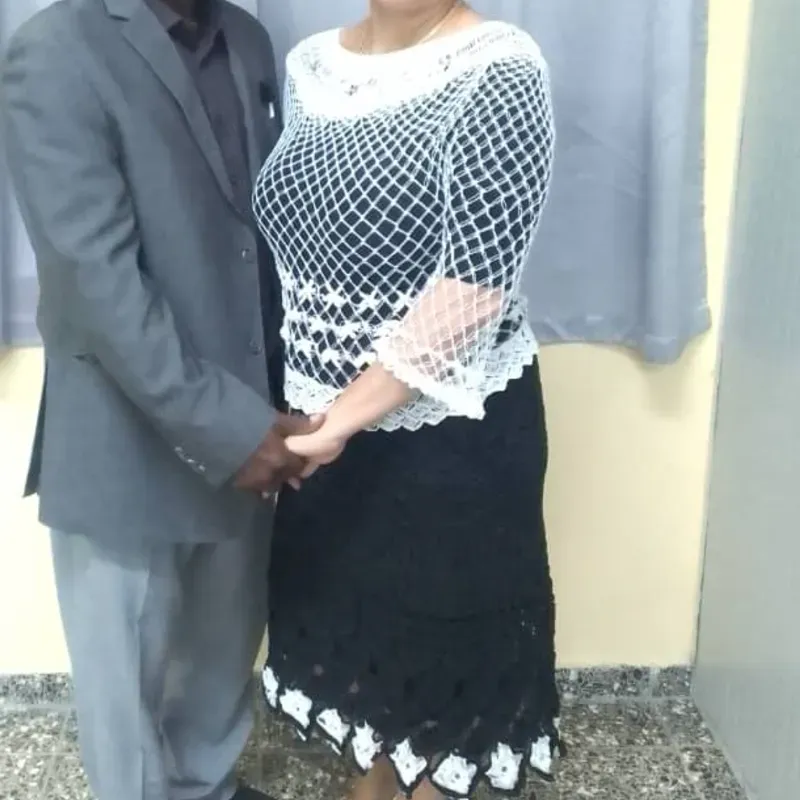 Conjunto blanco y negro.