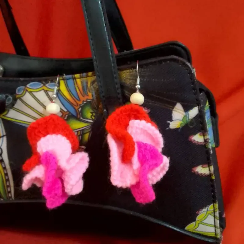 Enroscado multicolor.