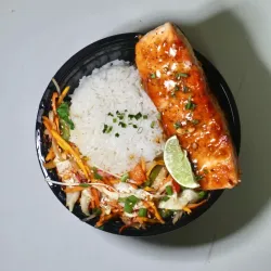 Filete de Salmón en Salsa Ponzu