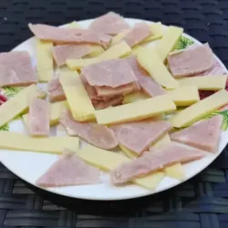 Entremes de Jamon y Queso Gouda