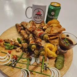 Brochetas de Pollo con Vegetales