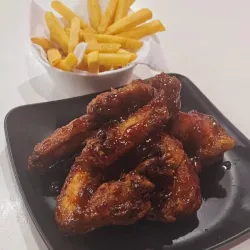 Alitas de Pollo Bañadas en Salsa Barbacoa