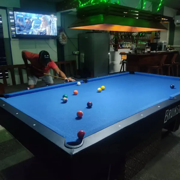 EL Bar Cafe📌«Mesa 9 » Un nuevo espacio para el disfrute y entretenimiento. Un ambiente Íntimo👁️‍🗨️y Acogedor y al mismo tiempo excelente lugar para los amantes del juego de billar. ☑️.Los esperamos📍Calle 7 No.207 entre / calle L y Terrazas. Rpto Ampliacion de Terrazas.