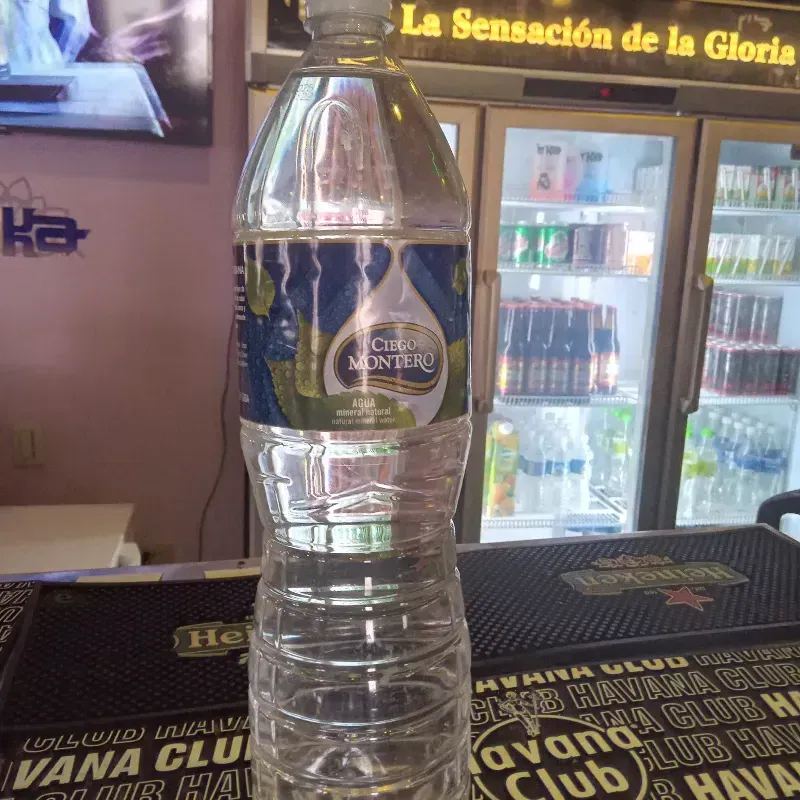 Agua Mineral de 1500 ml