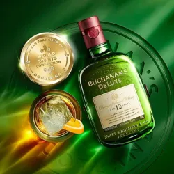 Botella Buchana's Delux 12 Años