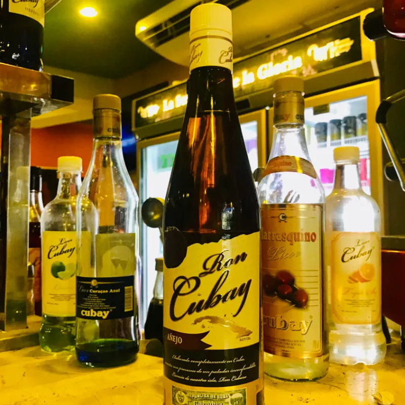 Botella Cubay