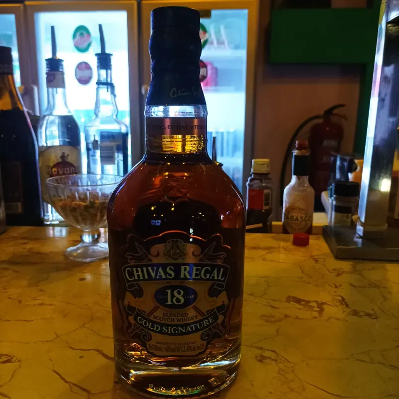 Botellas Chivas Regal 18 años