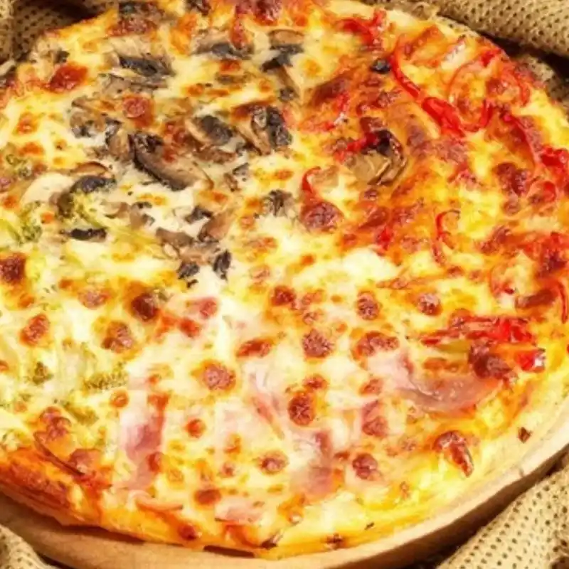 Pizza cuatro estaciones 