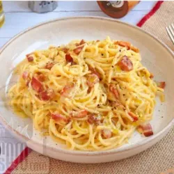 Spaguetis a la Carbonara