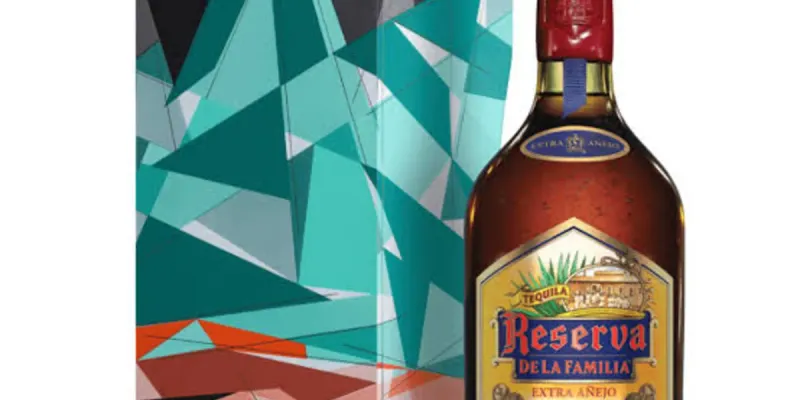 Tequila Reserva de la Familia Extra Añejo 