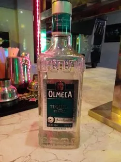 Trago Tequila Olmeca Blanco 