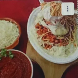 Espaguetis Napolitanos 