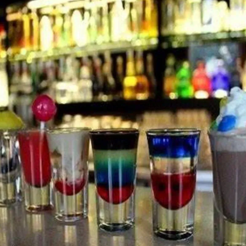 Leve Príncipe mesa Shots de Cremas al licor , Cocteles con Crema de Leche - Bar  CubaneroCienfuegos | El Yerro Menu