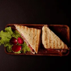 Sandwish de jamón y queso