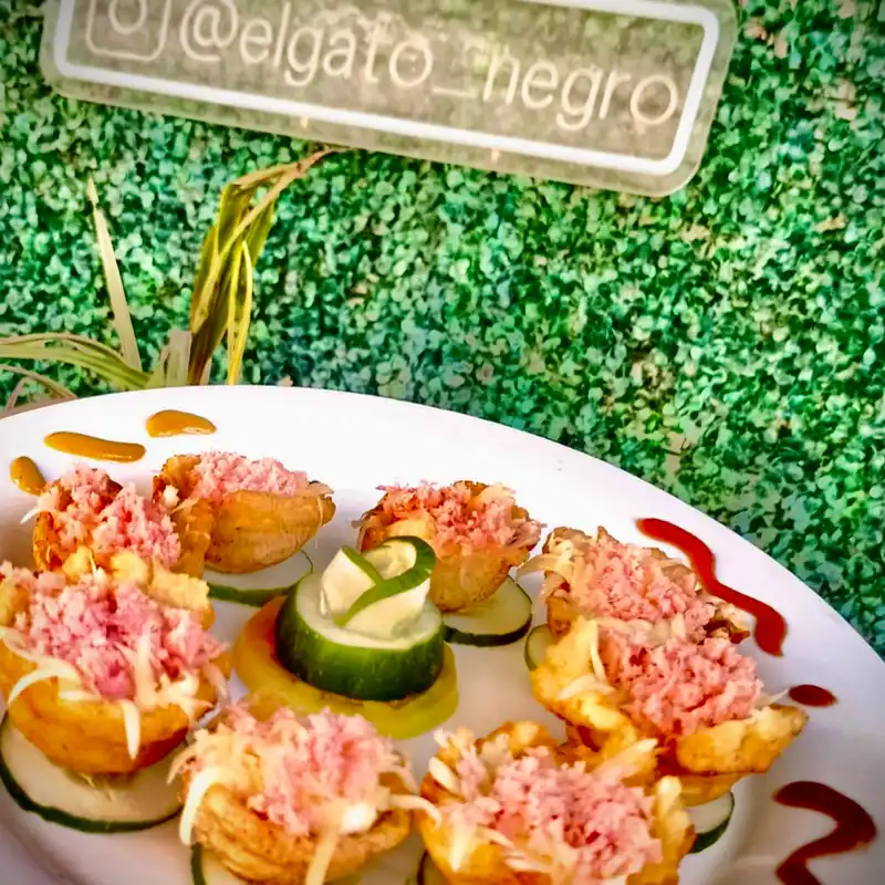 Tostones Rellenos de jamón y queso