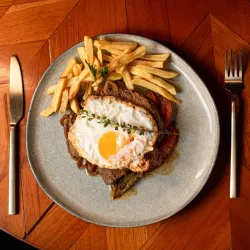 Bistec a caballo