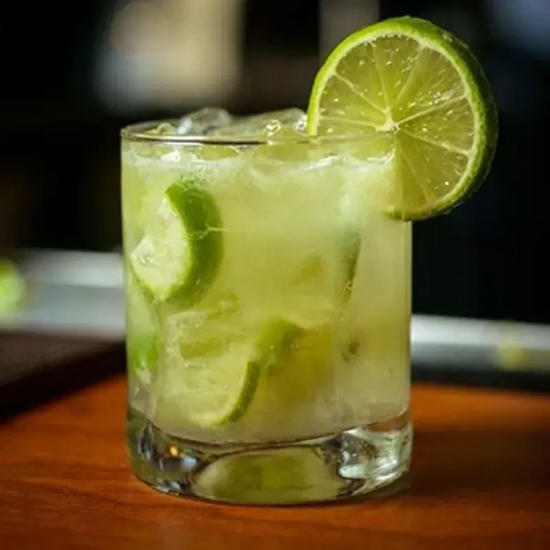 Cóctel Caipirissima 