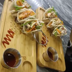 Taco mixto de mar