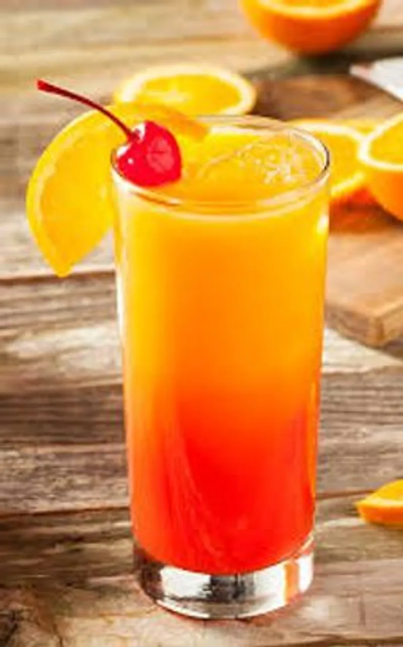 Cóctel Tequila Sunrise