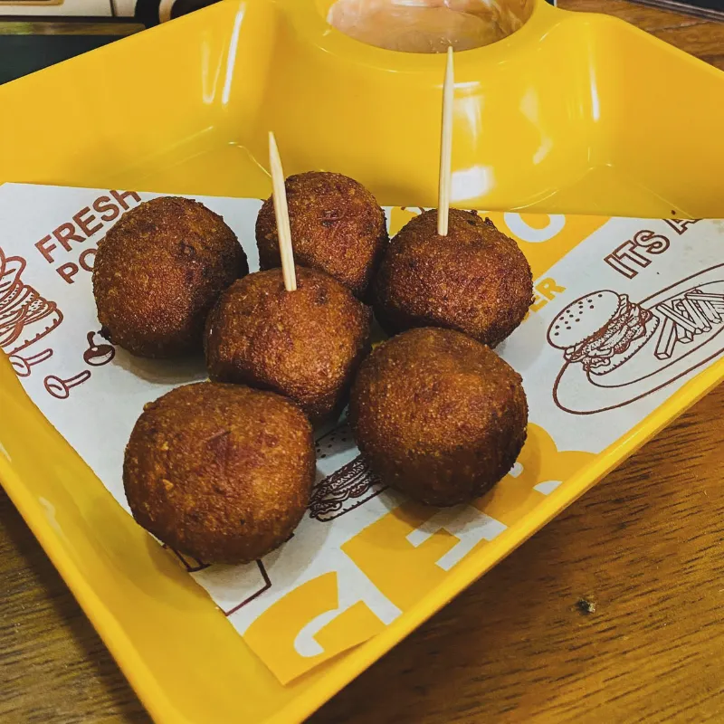 Croquetas con Aderezo