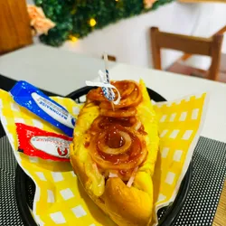 Hot dog Encebollado