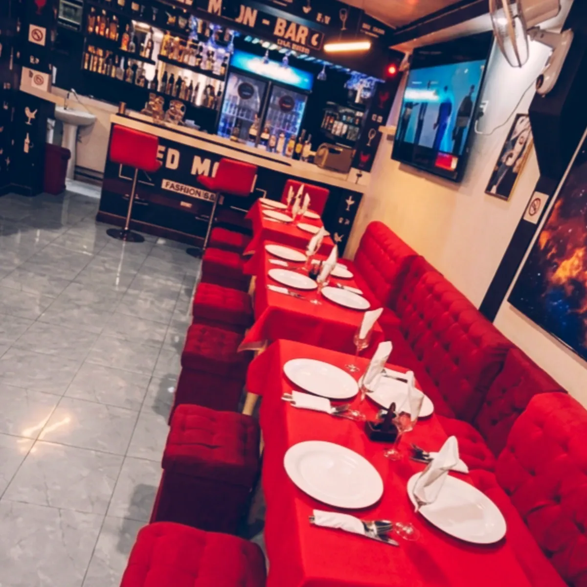Bar Red Moon Restaurante