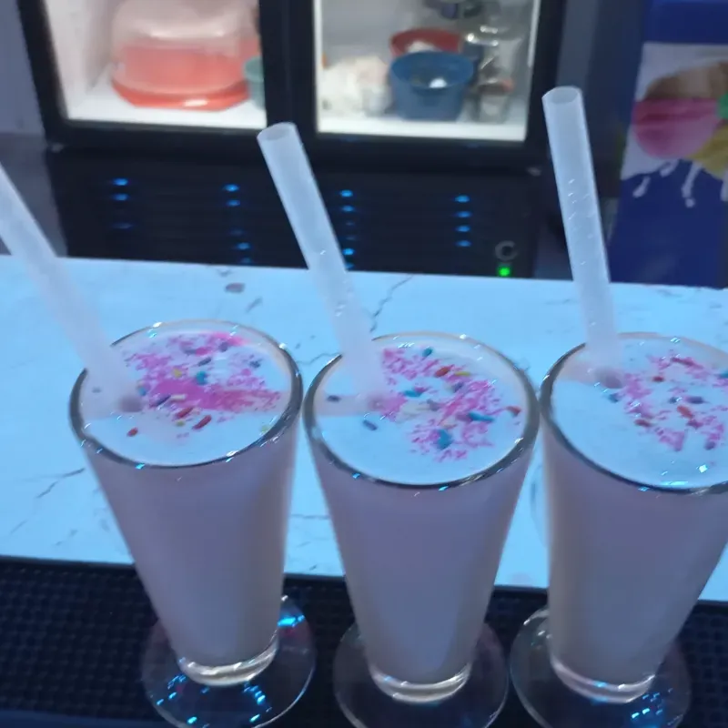 Batido de frutas tropicales