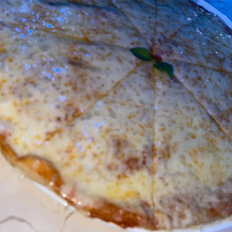 PIZZA DE QUESO GOUDA