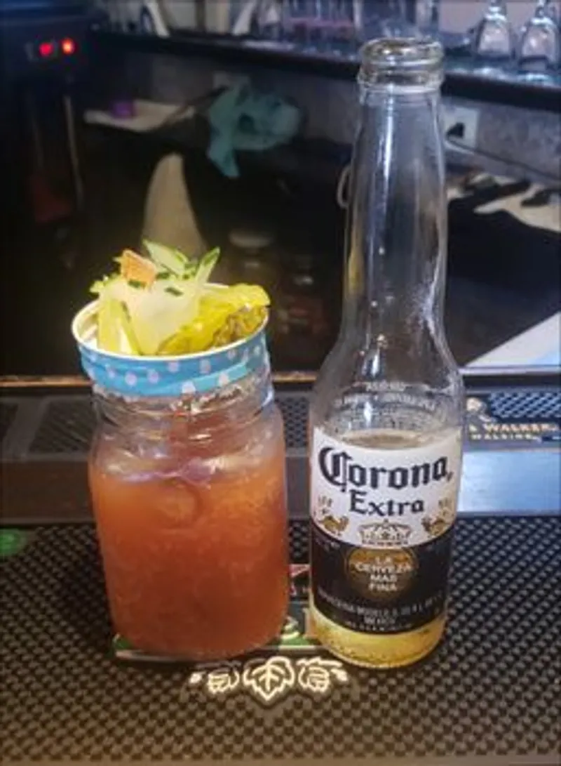 Michelada con Corona