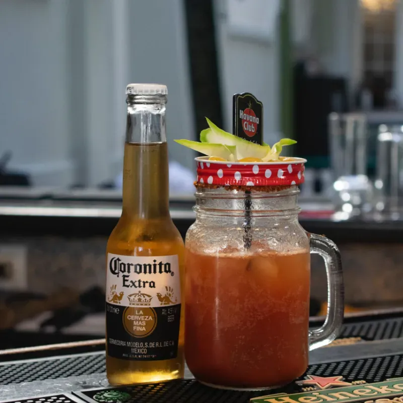 Michelada con Coronita