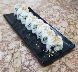 Sushi Omakase Roll