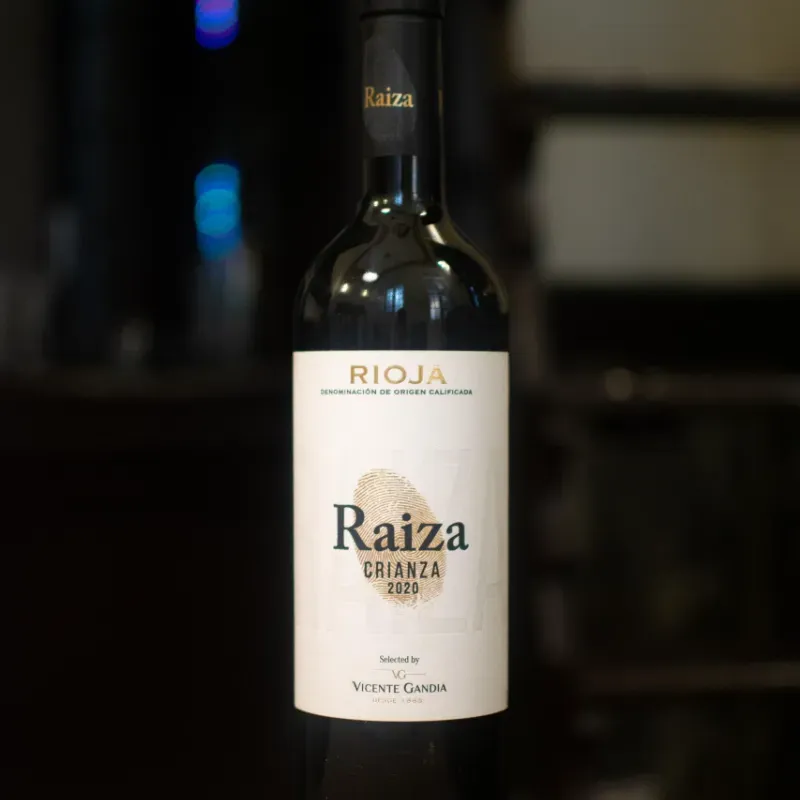 V/T Raiza Crianza