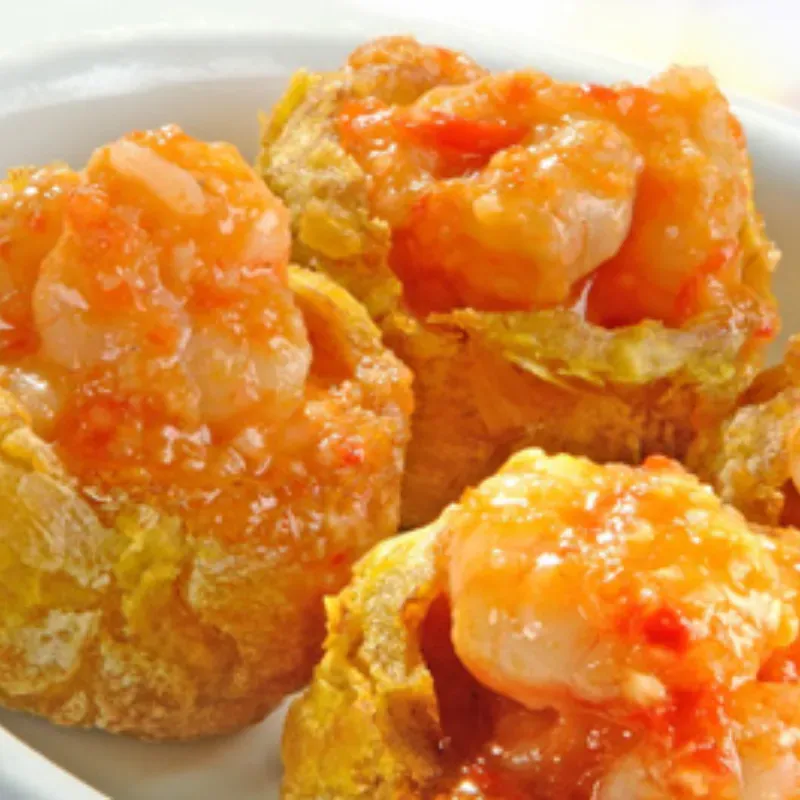 Tostones Rellenos con Camarones