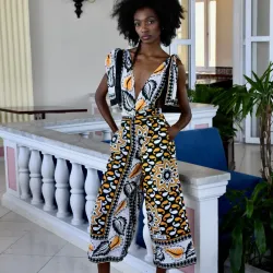 Monopantalón ajustable. Talla XS