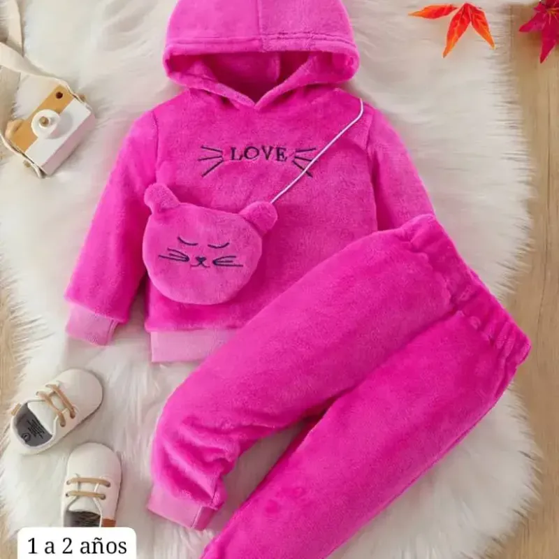 Conjunto de Terciopelo para Nina