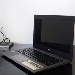 Laptop Acer, básicamente nueva 💻✨