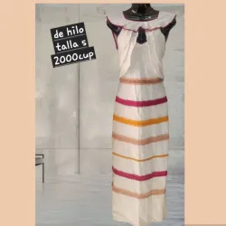 Vestido de tela de hilo