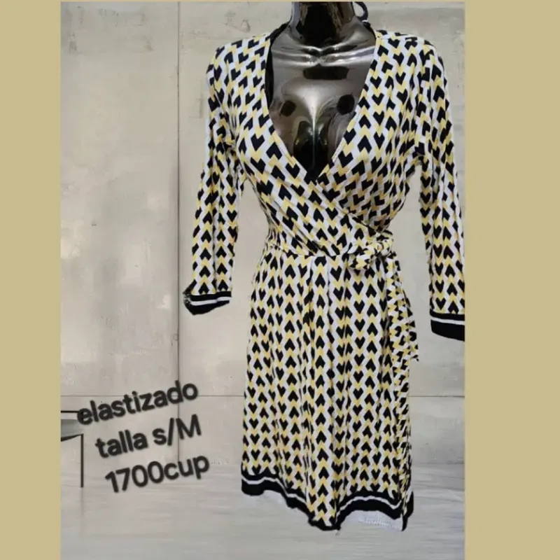 Vestido escote V