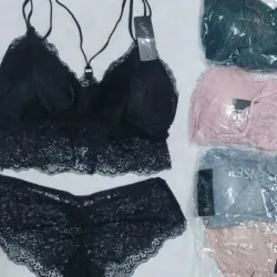 Blumer y ajustador (juego)