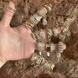 Anillos