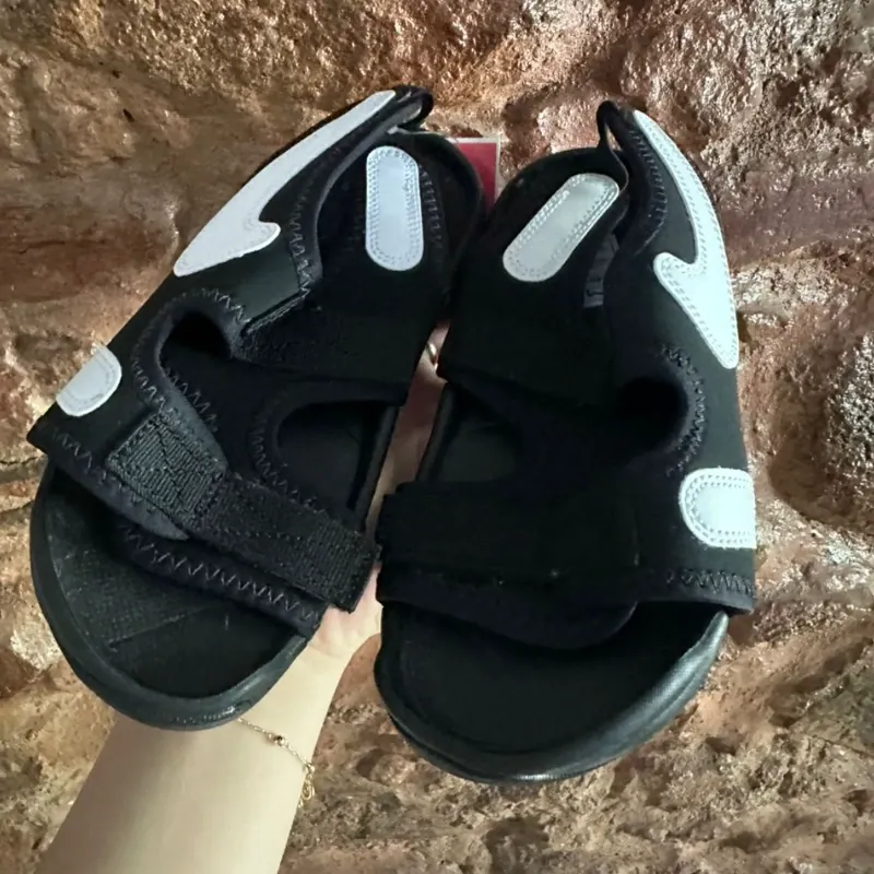 Sandalias