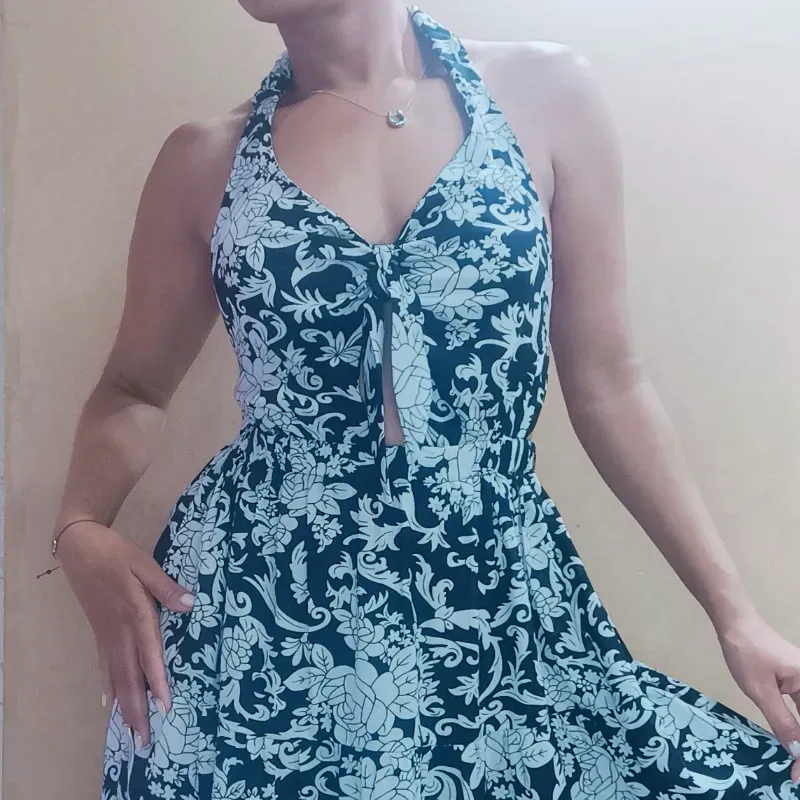 Vestido Raquel corto 🤍🖤