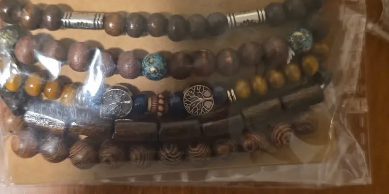 Brazaletes artesanales 